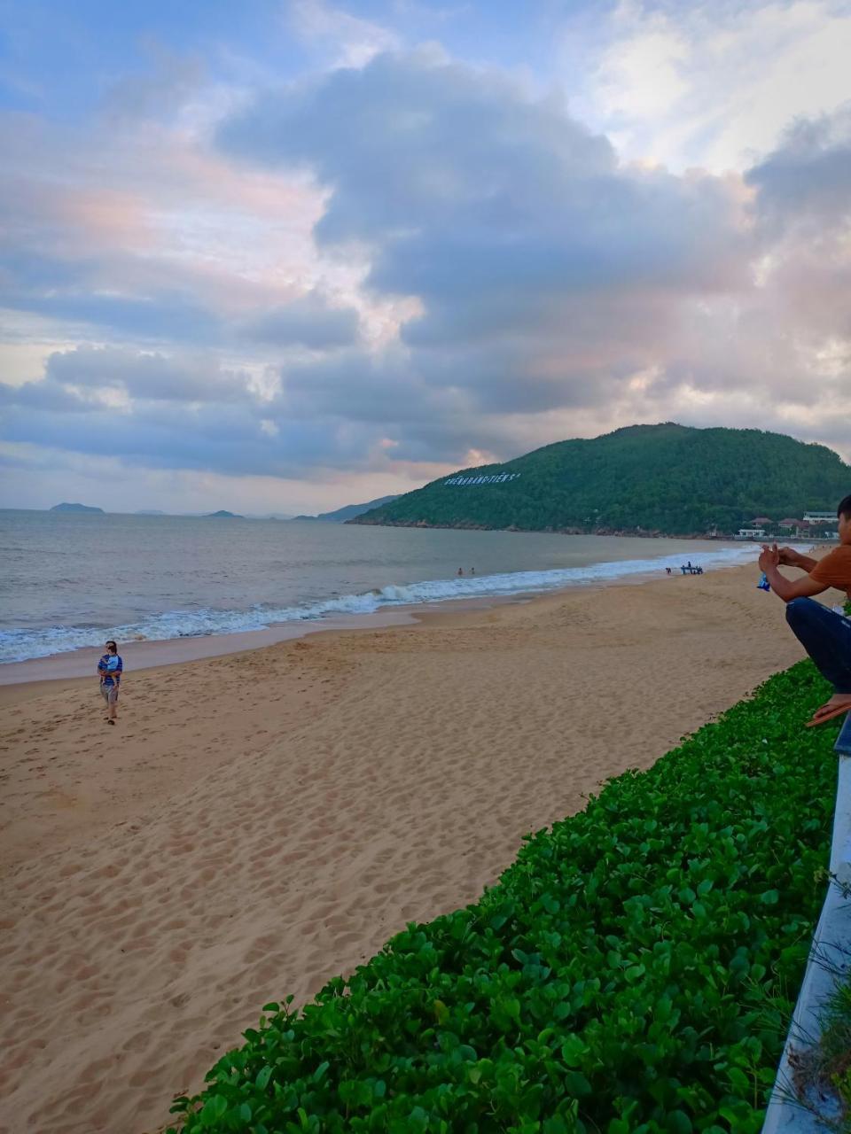 Come To Me H Quy Nhon Εξωτερικό φωτογραφία
